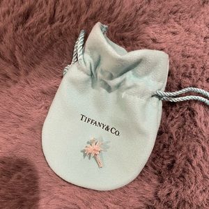 Tiffany’s palm tree charm